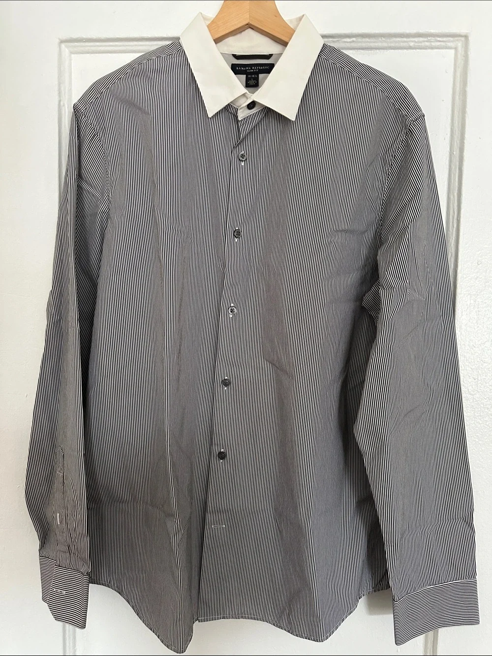 Banana Republic Men’s Black & White Pinstripe Shirt with White Contrast Collar